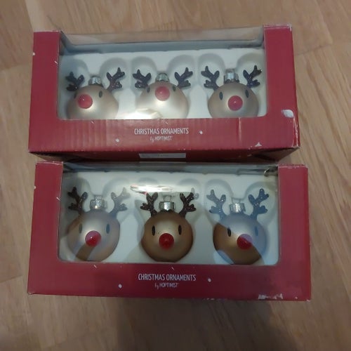 Julgranskulor.