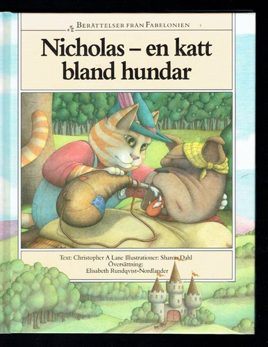 Nicholas - en katt bland hundar
