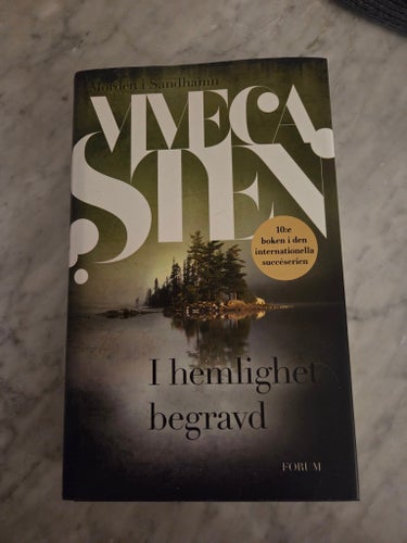 I hemlighet begravd - Viveca Sten - 2021
