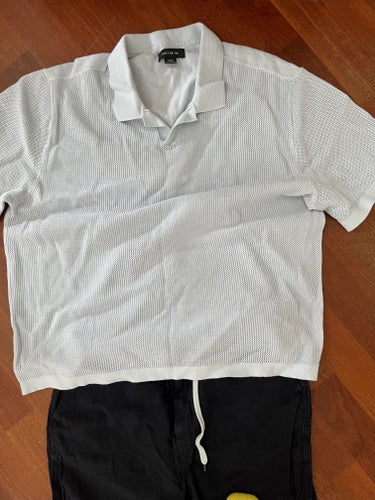 Cotton On ljusblå poloskjorta, storlek XL