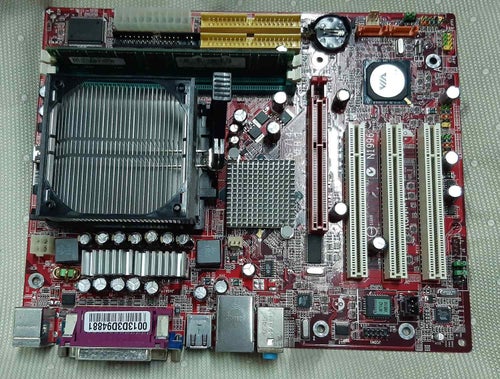 VIA VT8237R Plus motherboard