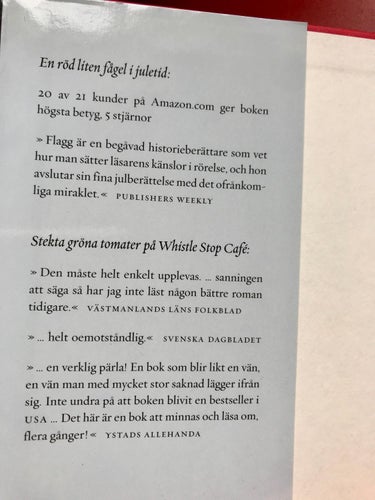 EN RÖD LITEN FÅGEL I JULETID Fannie Flagg 2006