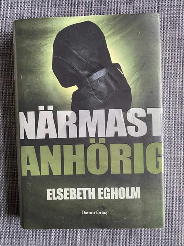 Elsebeth Egholm - Närmast anhörig