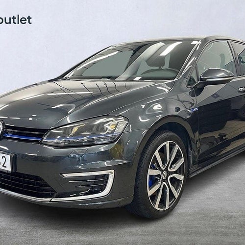 Volkswagen Golf GTE 1.4 TSI 204hk Drag Navi CarPlay Sportratt & -stolar