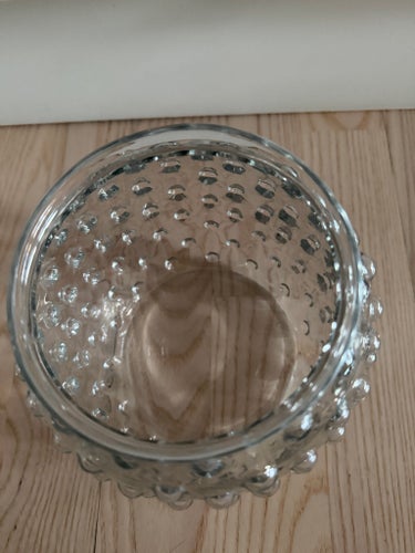 Glasvas med bubblor