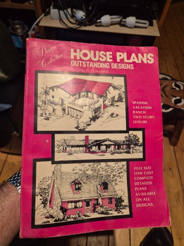 House Plans Outstanding Designs av Larry A. Farnsworth