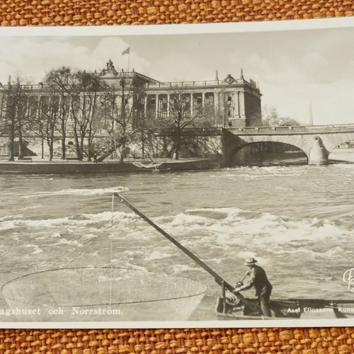 Stockholm Riksdagshuset och Norrström