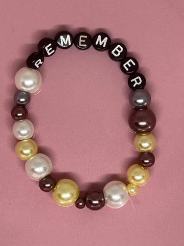 Pärlarmband Remember - Meningsfull present och påminnelse