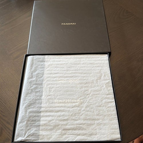 Panerai almanacka från 2007.
