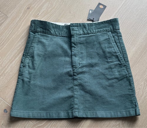 Dickies minikjol i manchester W 26 helt ny