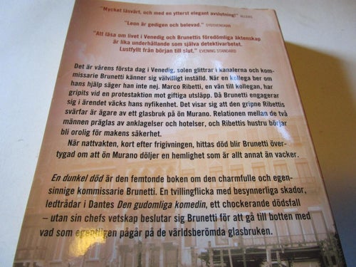 DONNA LEON - EN DUNKEL DÖD - POCKET
