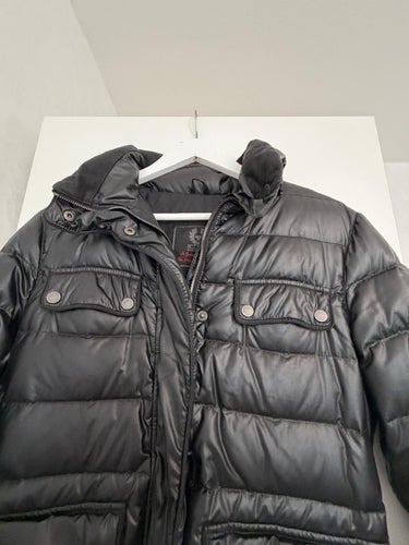 Belstaff svart dunjacka, storlek 42