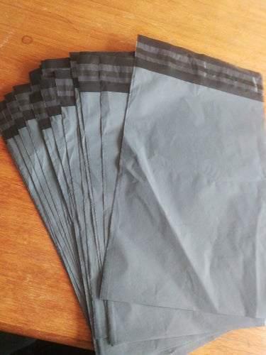 20st fraktpåsar/postpåsar bredd 16cm /längd 27cm