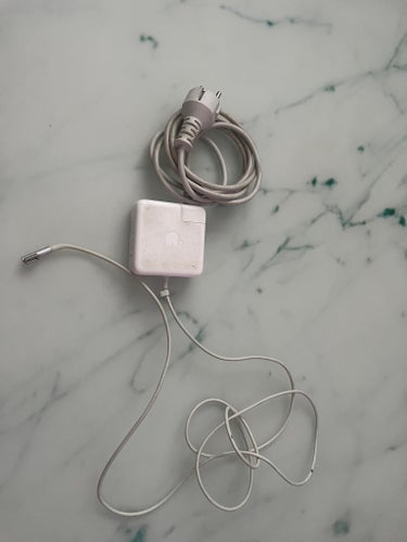 Apple 60W MagSafe 1 strömadapter. Original