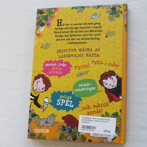 LasseMajas Stora Sommarlovsbok av Martin Widmark och Helena Willis, 2014