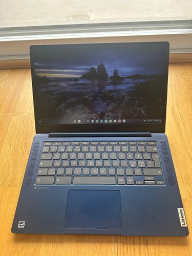Lenovo Chromebook IdeaPad Slim 3 4GB/64GB 14" bärbar dator