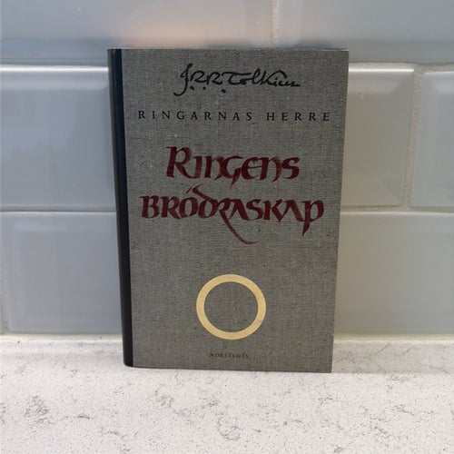 Ringarnas Herre: Ringens Brödraskap av J.R.R. Tolkien, 2004 inbunden