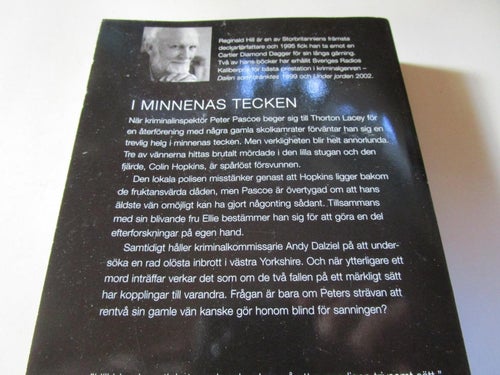 REGINALD HILL - I MINNENAS TECKEN - POCKET