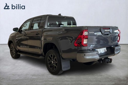 Toyota Hilux Dubbelhytt Invincible D-Cab 2.8 MHEV 4WD Drag Diff Moms