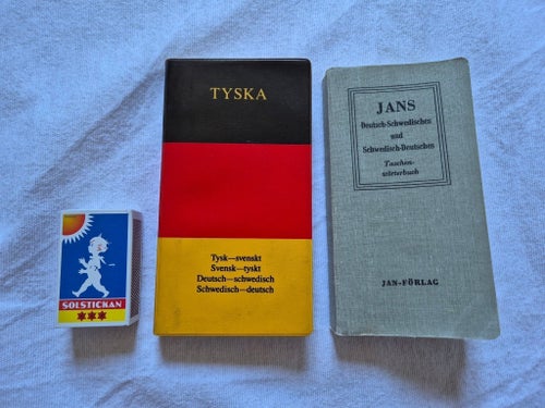 2 st Tysk-svensk, svensk-tysk pocketordböcker