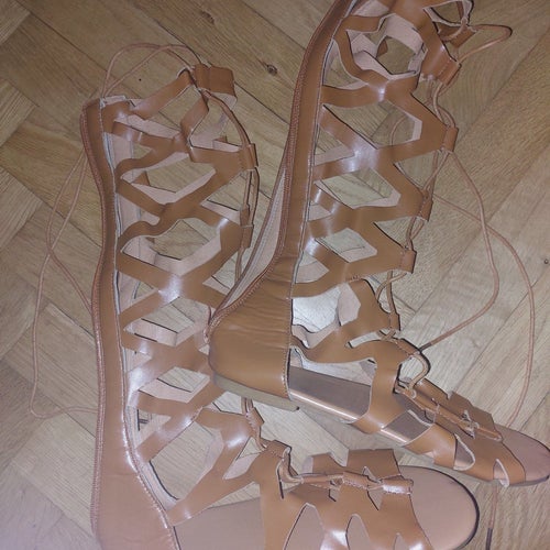 Romerska sandaler m skaft stl 38