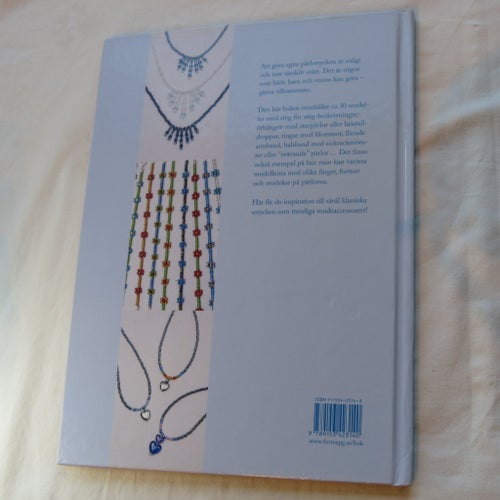 Pärlsmycken av Elise Nilsson, 2004