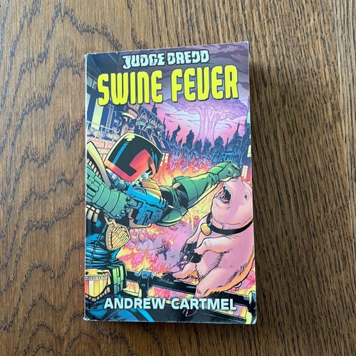 Judge Dredd Swine Fever av Andrew Cartmel