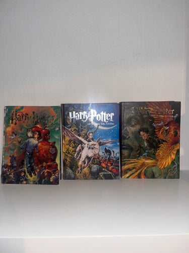 Tre Harry Potter böcker