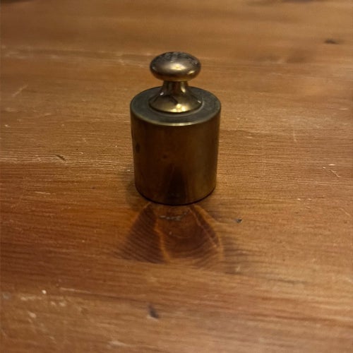 Mässingsvikt 100g