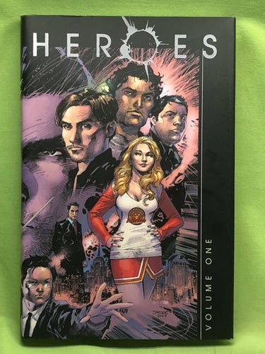 Heroes: Volume One DC Comics Graphic Novel Volume 01 /