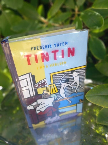Tintin i nya världen Frederic Tuten 1993 Centraltryckeriet Borås