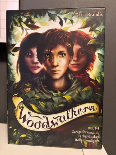 Woodwalkers Del 1-3 av Katja Brandis