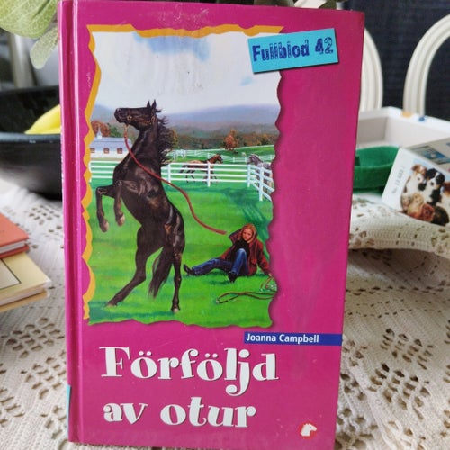 Förföljd av otur av Joanna Campbell, 1999