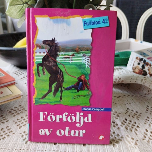 Förföljd av otur av Joanna Campbell, 1999