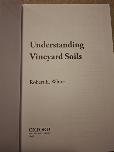 Understanding Vineyard Soils av Robert E. White, 2009