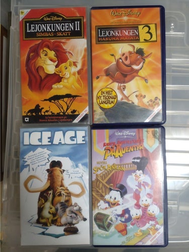 4 st VHS-filmer: Lejonkungen II, Lejonkungen 3, Ice Age, Knatte, Fnatte &