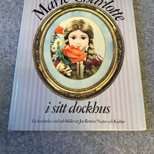 Jag Remise - Marie-Charlotte i sitt dockhus