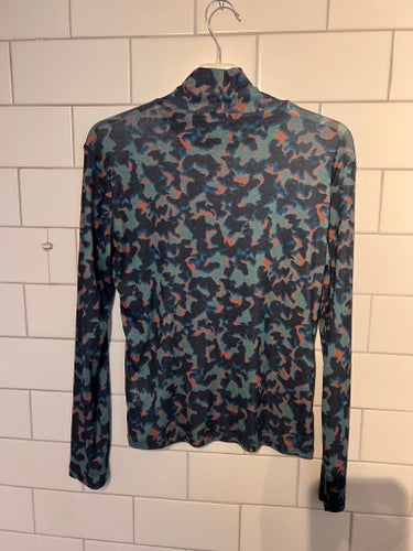 Bik Bok flerfärgad tröja, storlek M