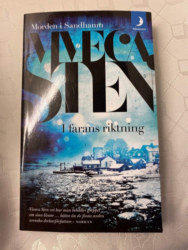 Viveca Sten - I farans riktning, pocket, Morden i Sandhamn