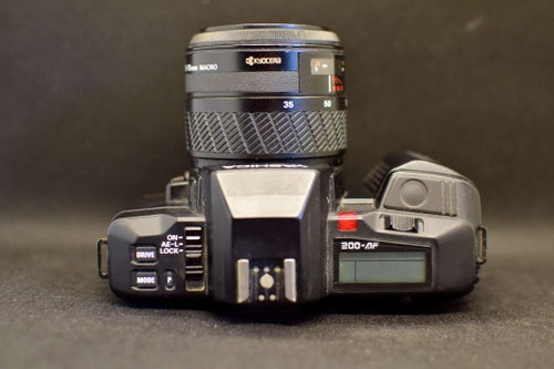 Yashica 200-AF med ett 35-70mm objektiv