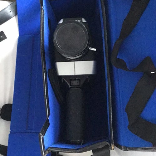 Super 8 filmkamera BAUAGFA moviechrome 160. 35 cm lång, 26 cm bredd, 19 cm sidan