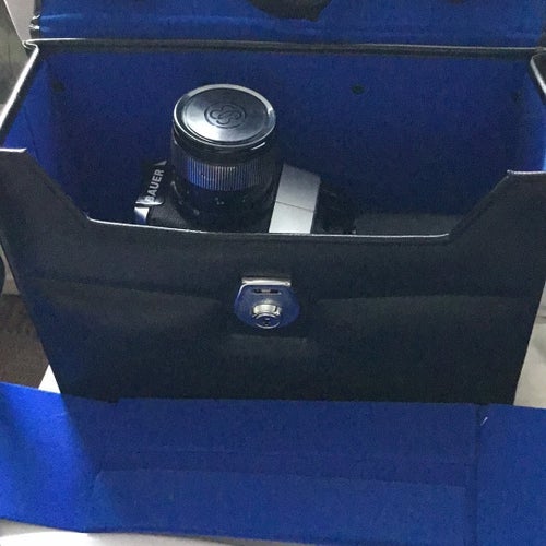 Super 8 filmkamera BAUAGFA moviechrome 160. 35 cm lång, 26 cm bredd, 19 cm sidan