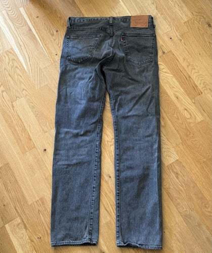 Levi's 501 gråa jeans, storlek W32 L32