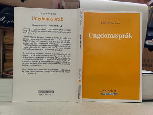 Ungdomsspråk av Ulla-Britt Kotsinas, bok, Very Good plus, SM