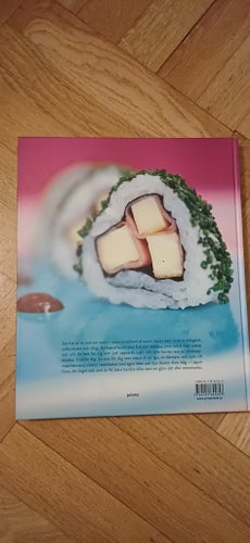 SUSHI PÅ SVENSKA [INSPIRATION OCH RECEPT]