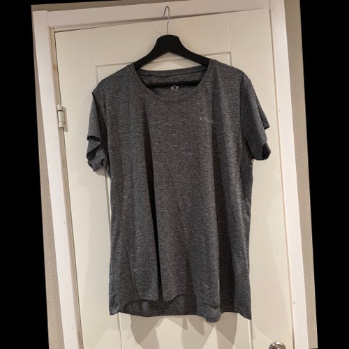 X-TRAIL grå tränings- T-shirt st 46
