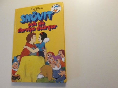 SNÖVIT OCH SJU SLARVIGA DVÄRGAR DISNEY TRYCKT 1984