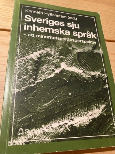 Sveriges sju inhemska språk - Kenneth Hyltenstam (red.) - 1999