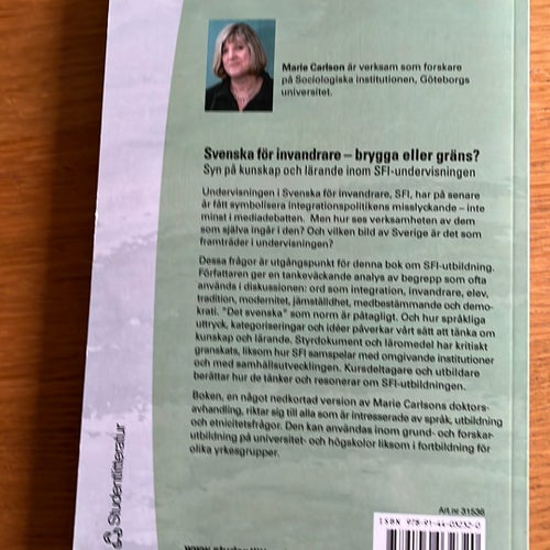 Svenska för invandrare – brygga eller gräns? Syn på kunskap och lärande inom