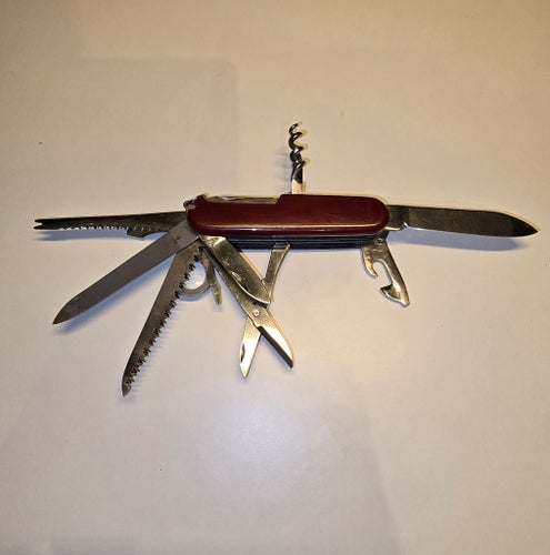 Vintage ~ Multifunktionell Fickkniv ~ längden 26 cm.